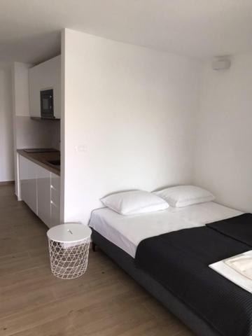 Apartments Haramincic M&B Stara Novalja Ngoại thất bức ảnh